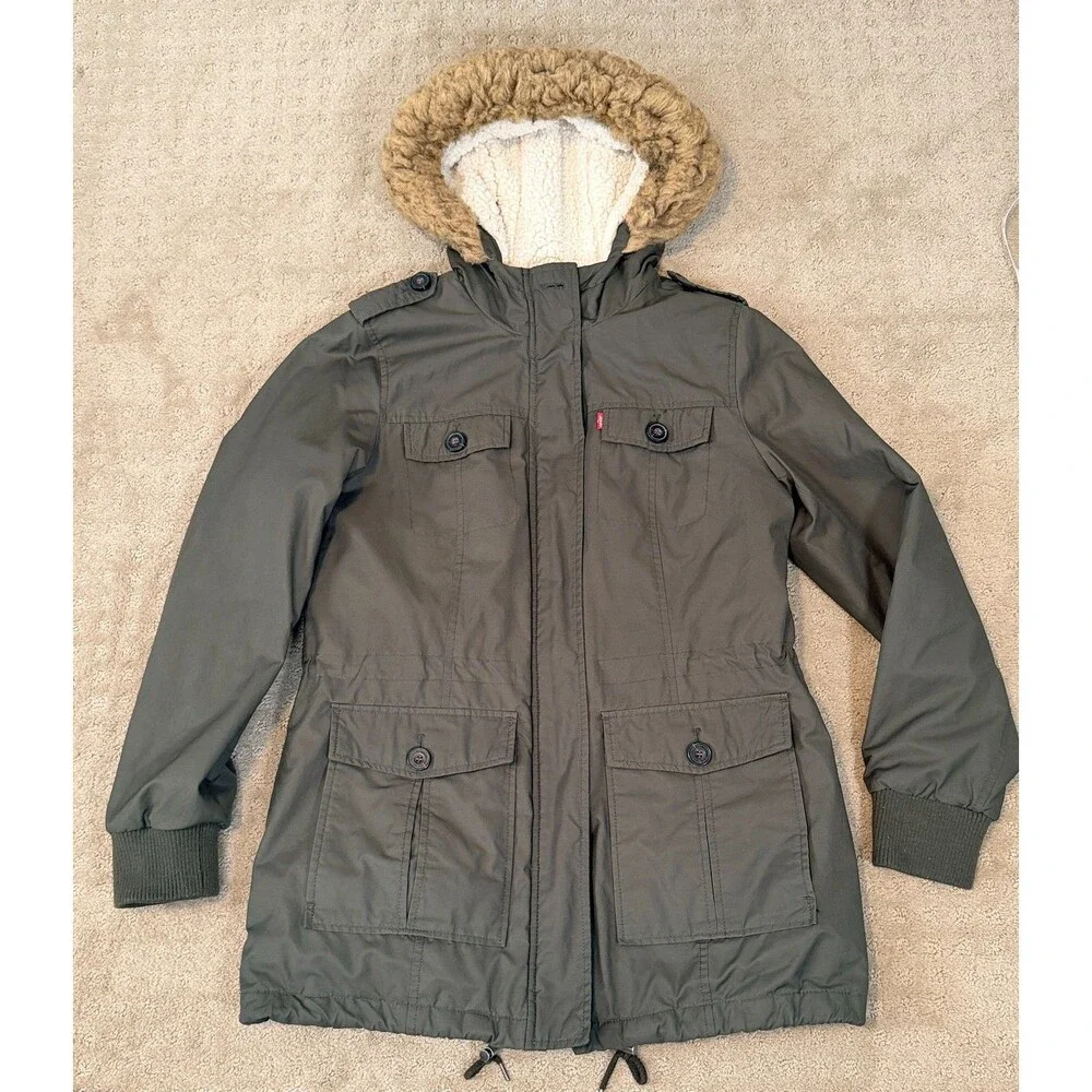 Levis Parka Jacket Mens Medium Green Sherpa Lined Faux Fur Trim Utility FLAWS